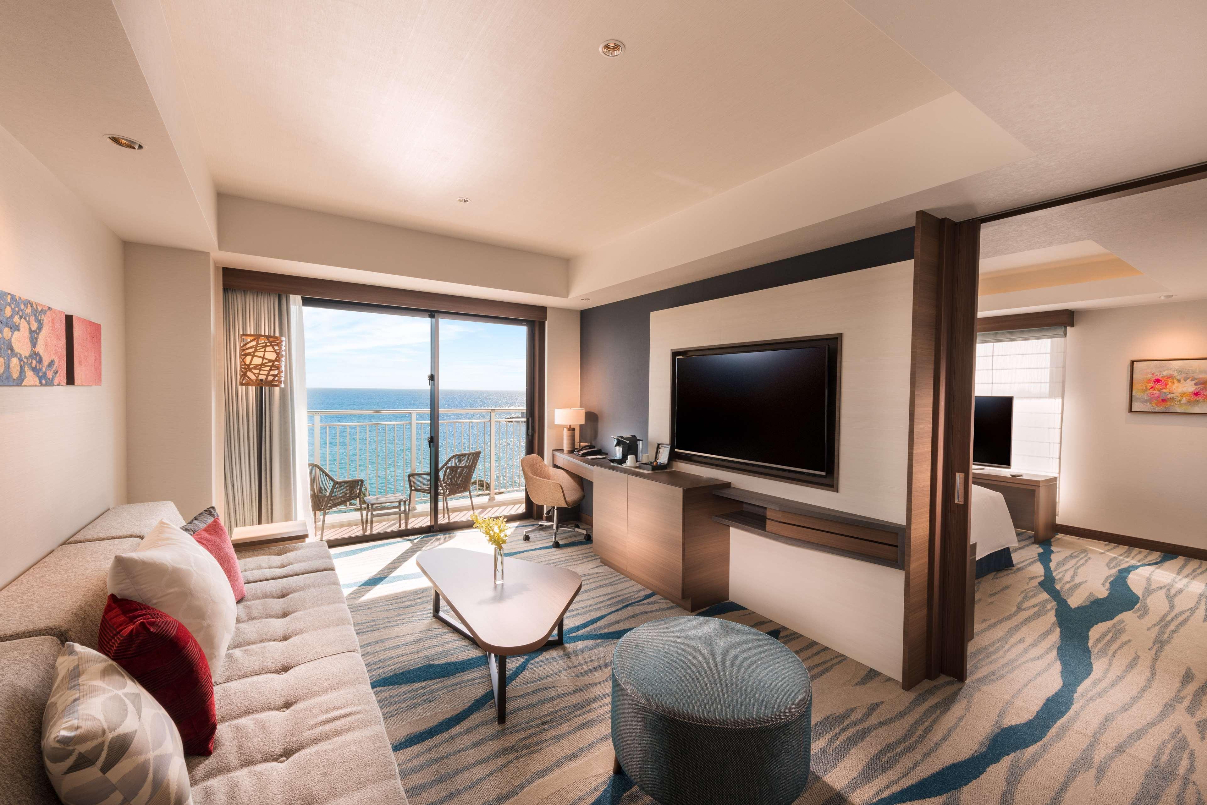 Doubletree By Hilton Okinawa Chatan Resort Dış mekan fotoğraf
